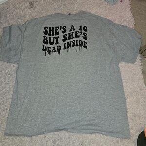 GILDAN (XXL) Gray Short Sleeve Tee with Bold Graphic